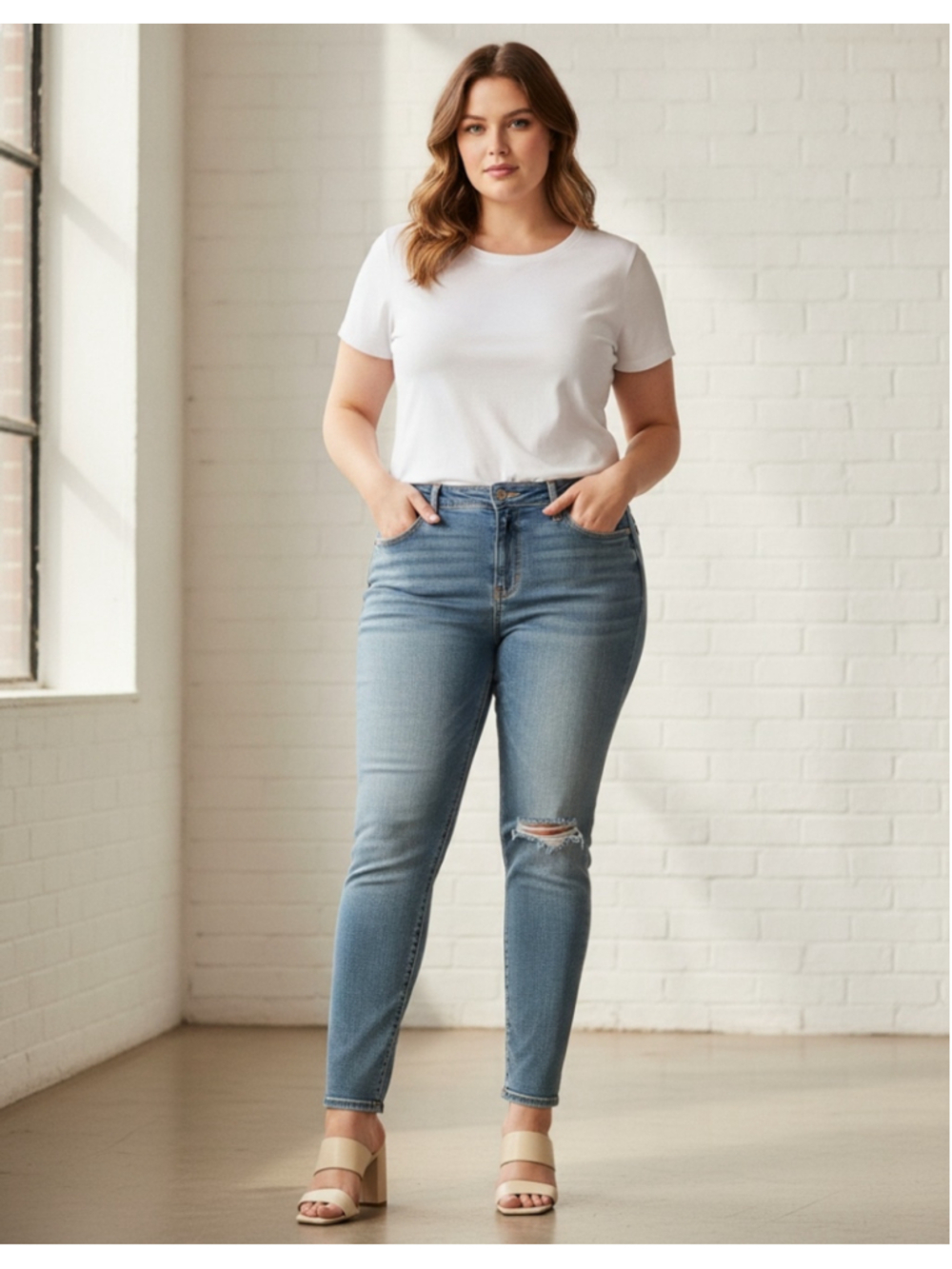 Levi's 711 Skinny Mid Rise Sculpting Jeans Size 22W M Blue Denim NWT